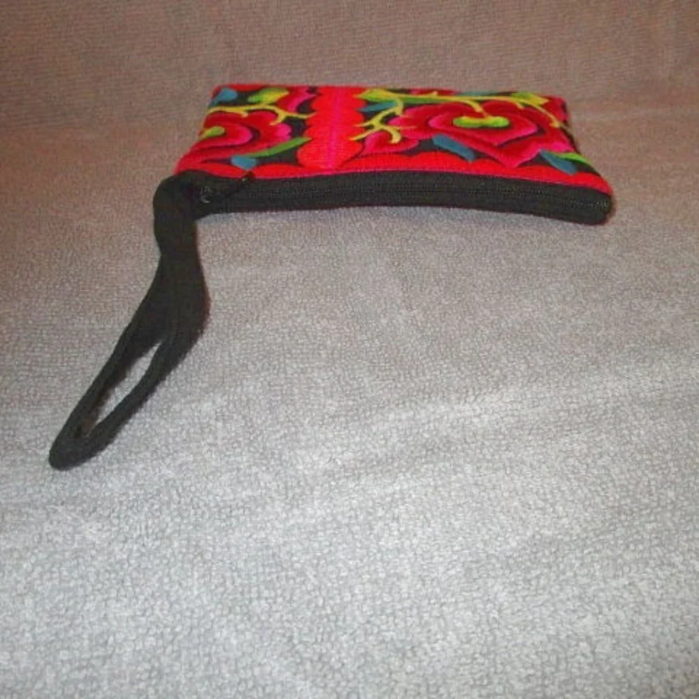 Floral Embroidered Boho Wristlet Wallet Clutch Coin Purse Zip Top Hippie Festiv